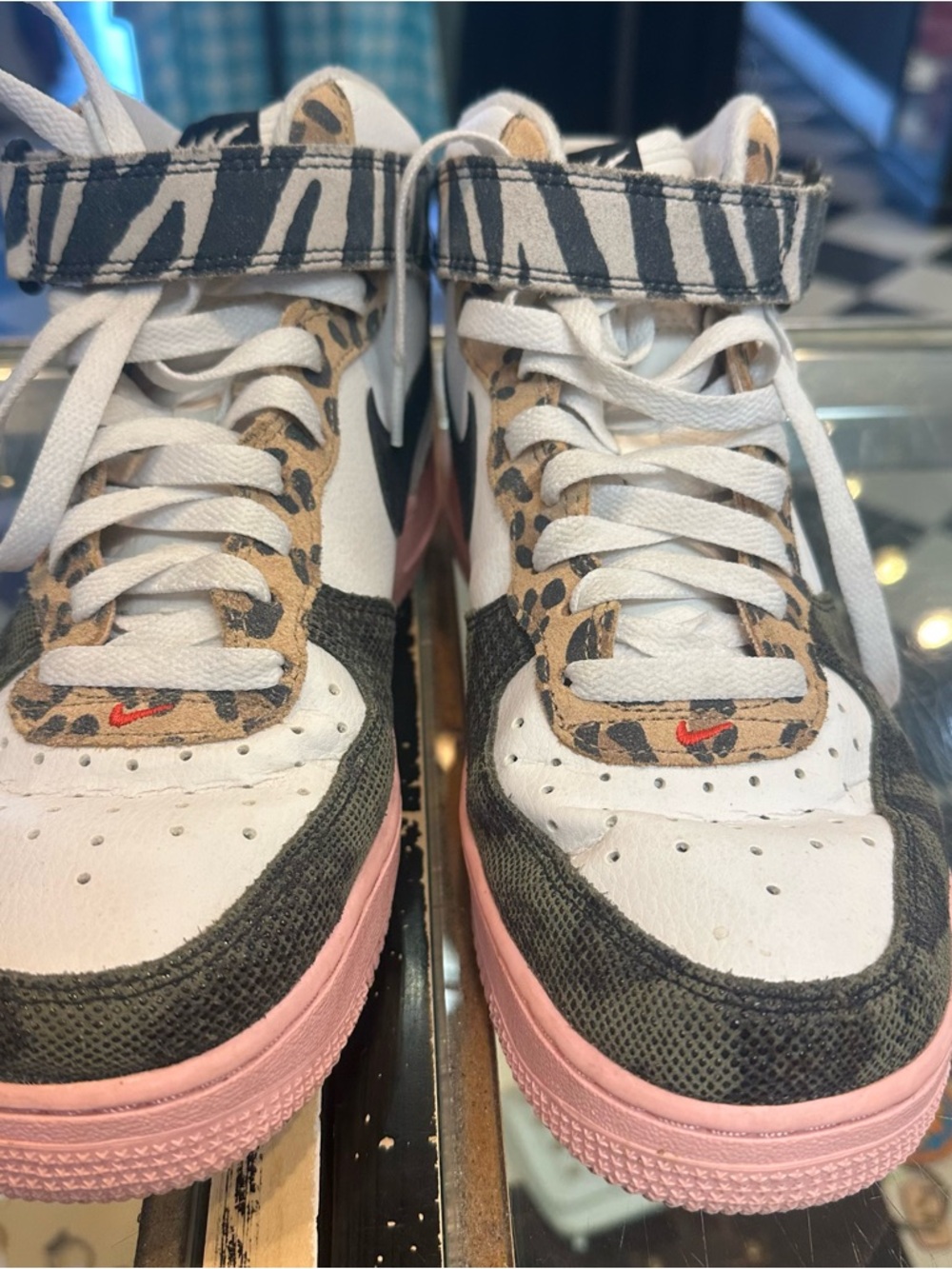 Nike Wmns Air Force 1 Mid — White, Black & Pink Animal Mix - Picture 2 of 5